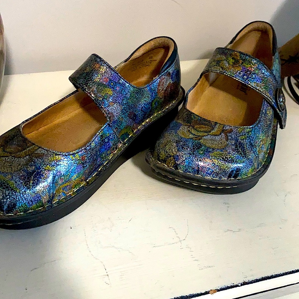 Like new Algeria Size 38.